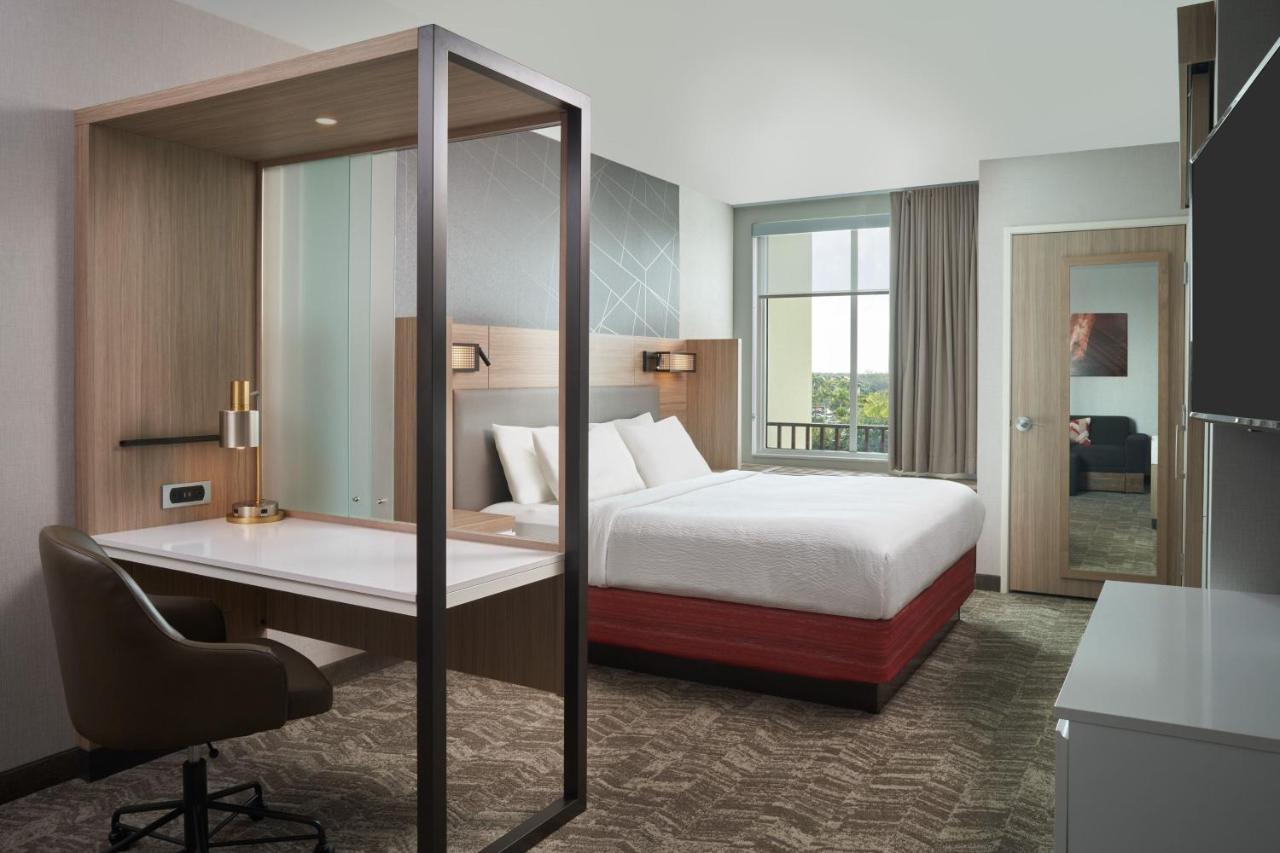 Springhill Suites By Marriott Fort Myers Estero Exterior photo